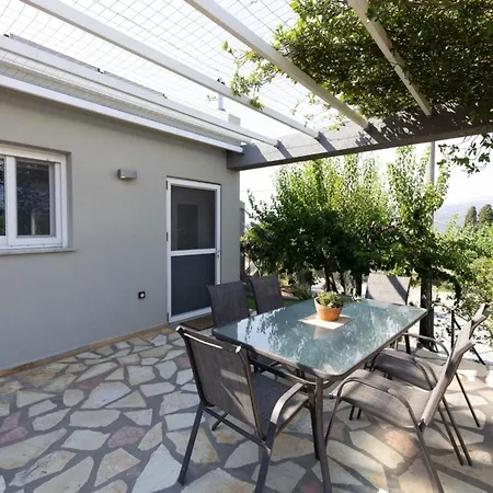 Villa Tselepis At Lakíthra