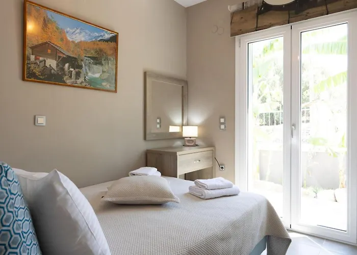 Вилла Tselepis At *